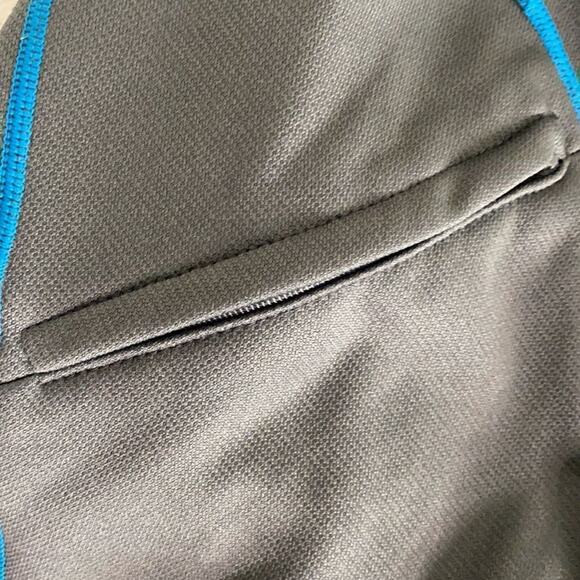 Road Runner Pro Velocity half zip pullover M  Gray with Turquoise Stitching - Picture 12 of 12